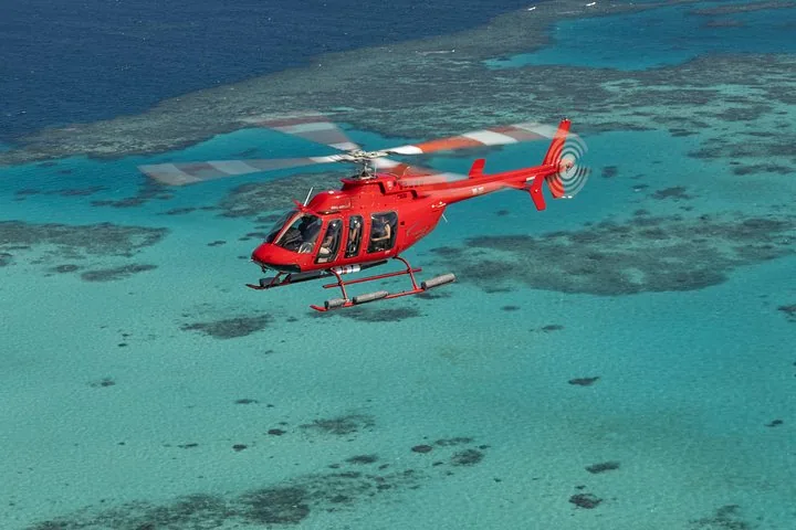 Angebotsfoto: Ab Port Douglas: Hubschrauberflug über Regenwald und Riff