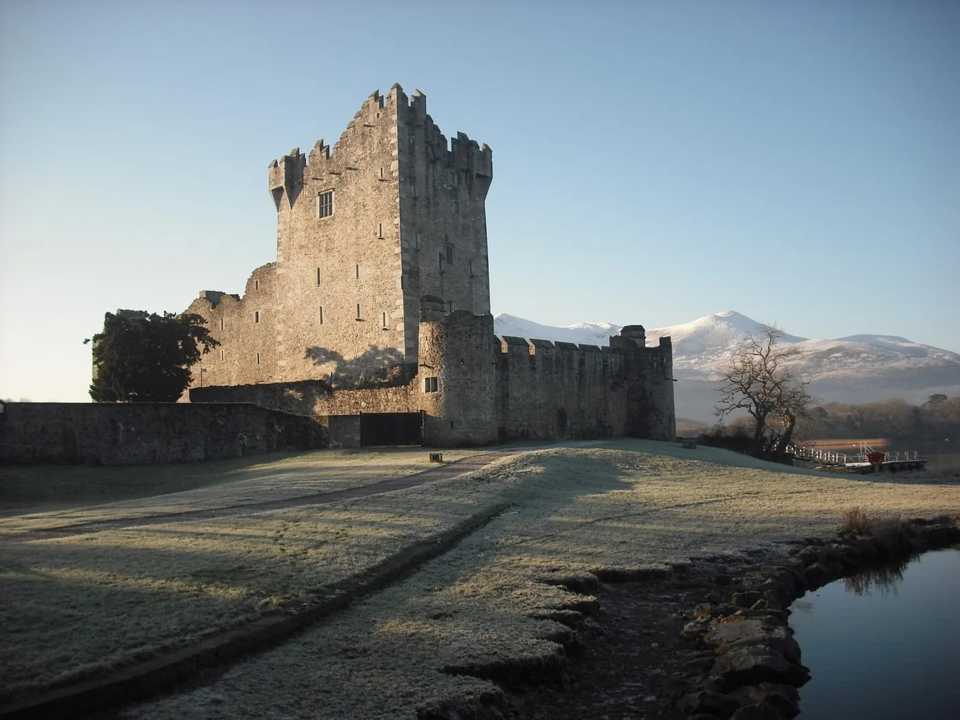 Angebotsfoto: Killarney: Hop-on-Hop-off-Bus in den Nationalpark