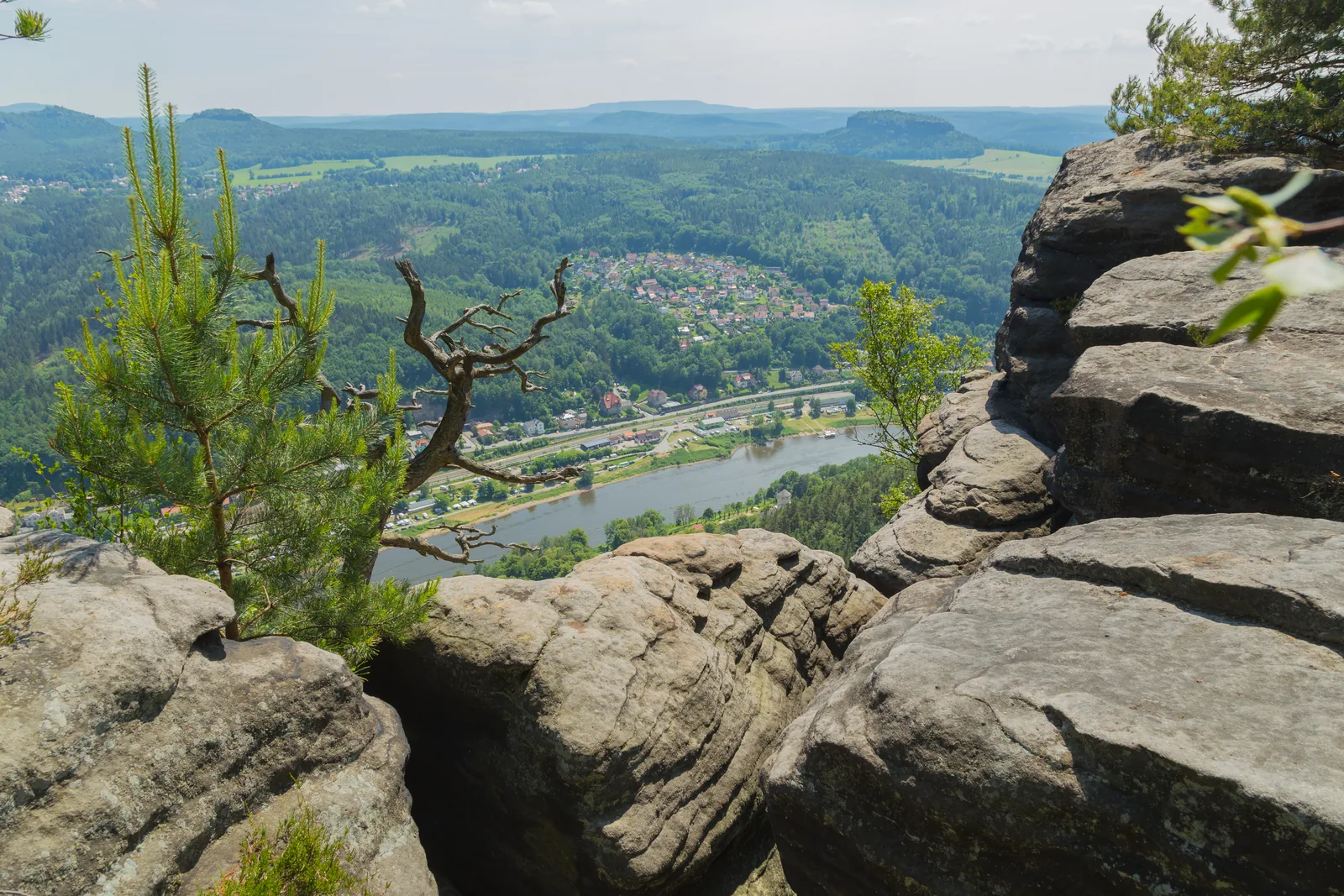 Aussicht vom Lilienstein über das Elbsandsteingebirge
