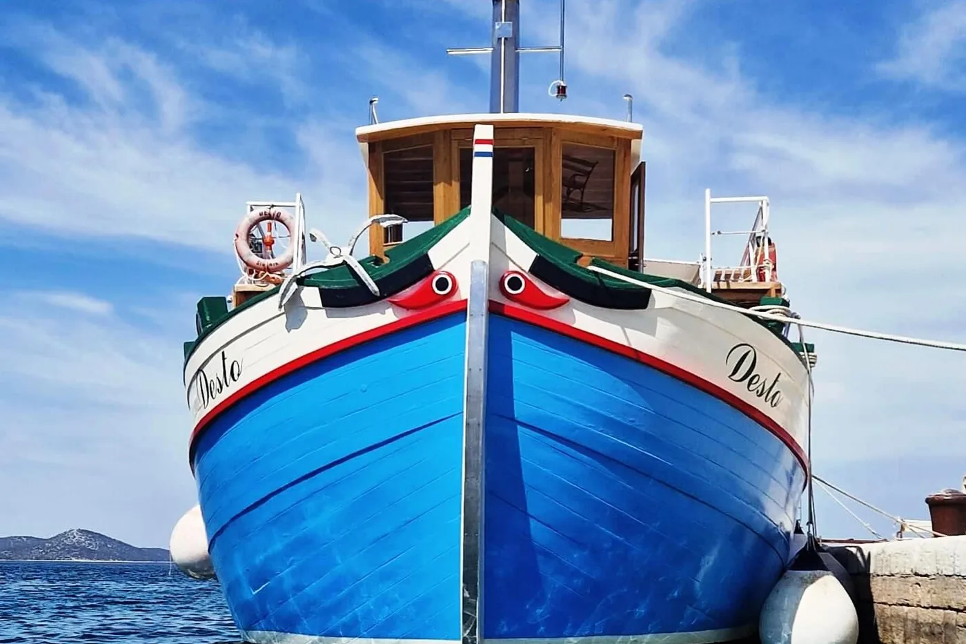Angebotsfoto: Ab Vodice mit dem Boot die Krka hinauf zum Skradinski buk