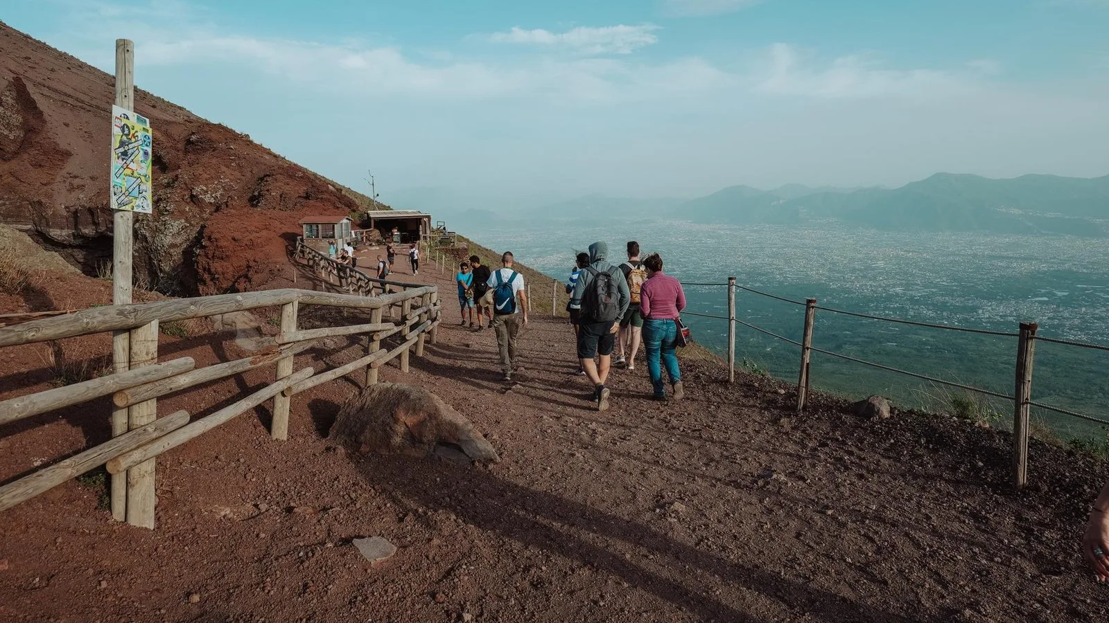 Angebotsfoto: Von Pompeji: geführte Tour zum Krater des Vesuv mit Transfer