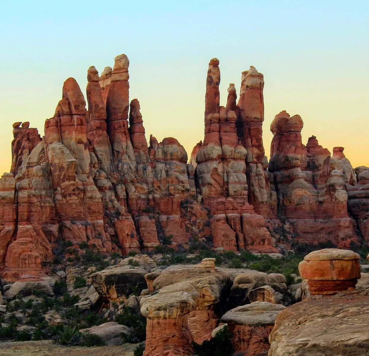Angebotsfoto: Tagestour in den Needles-Bezirk mit Wanderung zum Chesler Park