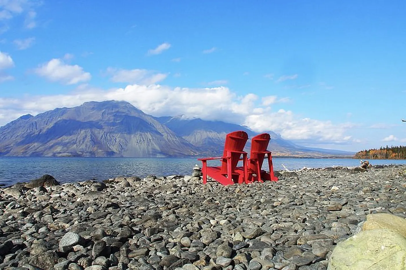 Angebotsfoto: Ab Whitehorse: Kathleen Lake und Rock Glacier
