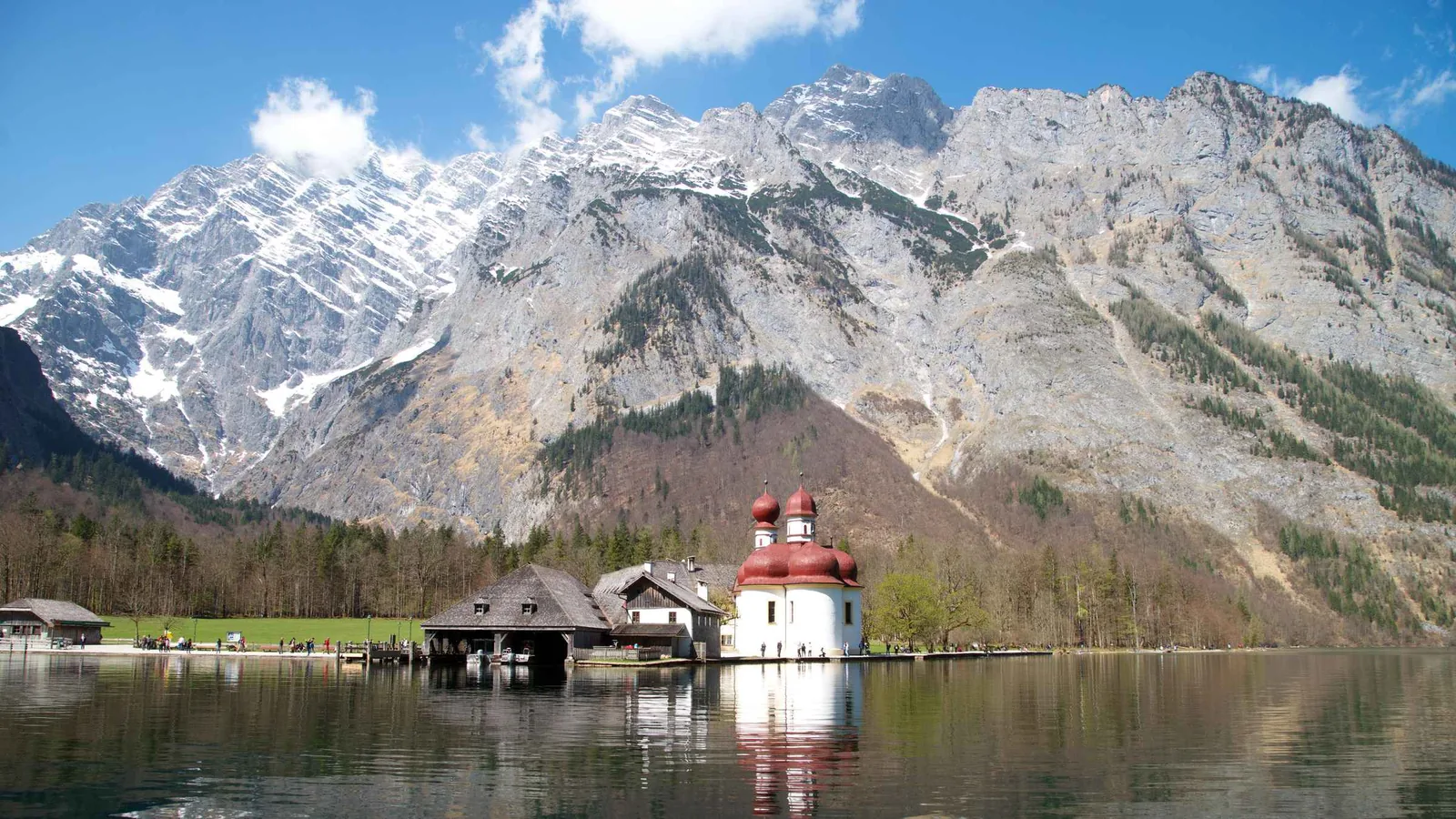 Angebotsfoto: Ab München: Tagestour zum Königssee mit dem Van