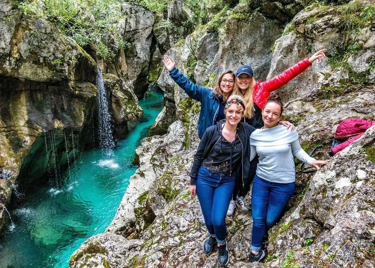 Angebotsfoto: Tagestour über den Vršič-Pass ins Soča-Tal