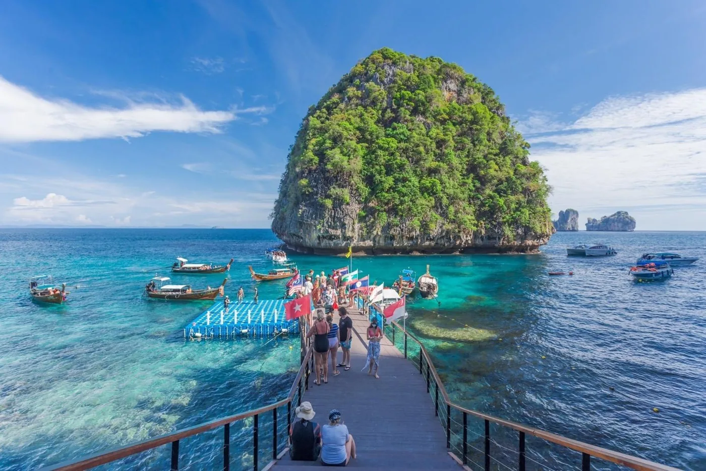 Angebotsfoto: Ab Krabi: Phi Phi bis zum Sonnenuntergang auf Ko Poda, mit Barbecue und Meeresleuchten