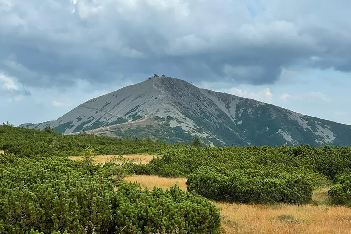 Angebotsfoto: Ab Prag: geführte Wanderung auf die Schneekoppe